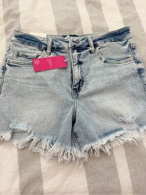 Light Wash Frayed Hem Denim Shorts - White Tank Look